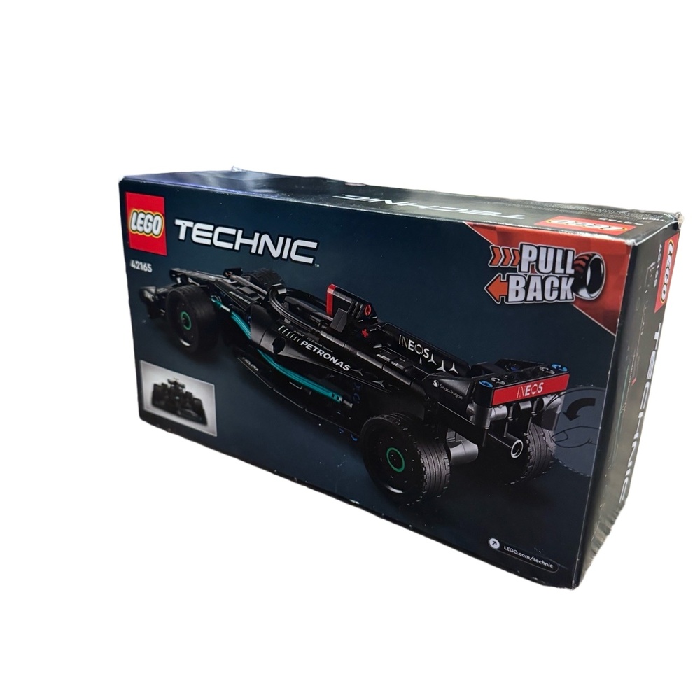New LEGO Technic Model 42165 Pull-Back Mercedes-AMG F1 W14 Car